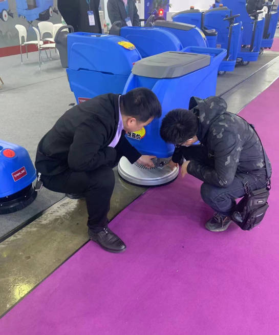 阿克苏小型电动洗地机是否适合用于环卫保洁