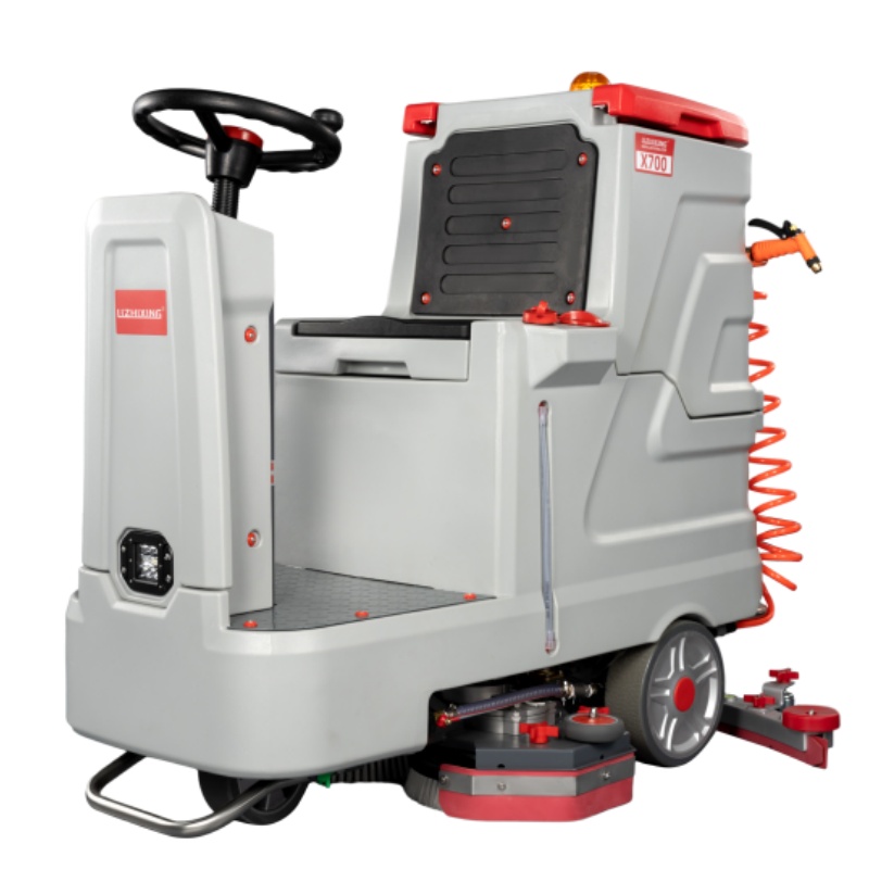 阿克苏坦洁全自动驾驶式洗地机X700